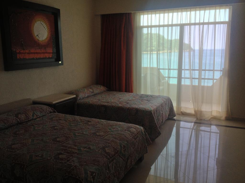 Hotel Bogavante Barra de Navidad Rum bild